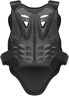 Pros y contras de usar protectores de pecho para moto